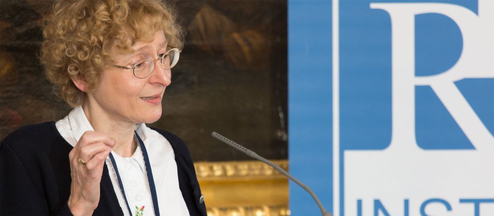 Marianne Schlosser bei einer Tagung