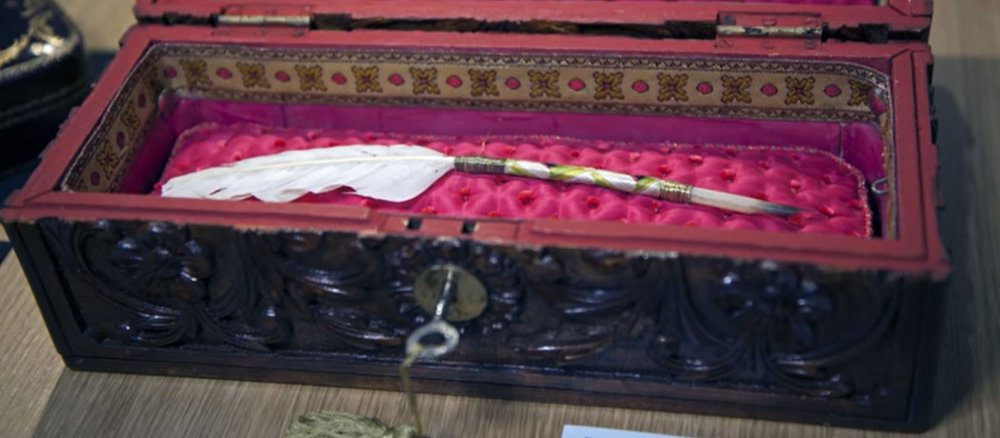 Mit dieser Feder hat Papst Pius IX. das Unfehlbarkeitsdogma unterzeichnet.