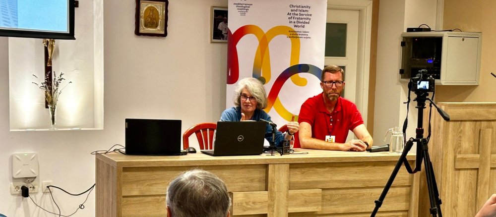 Nathalie Becquart bei Theologentreffen