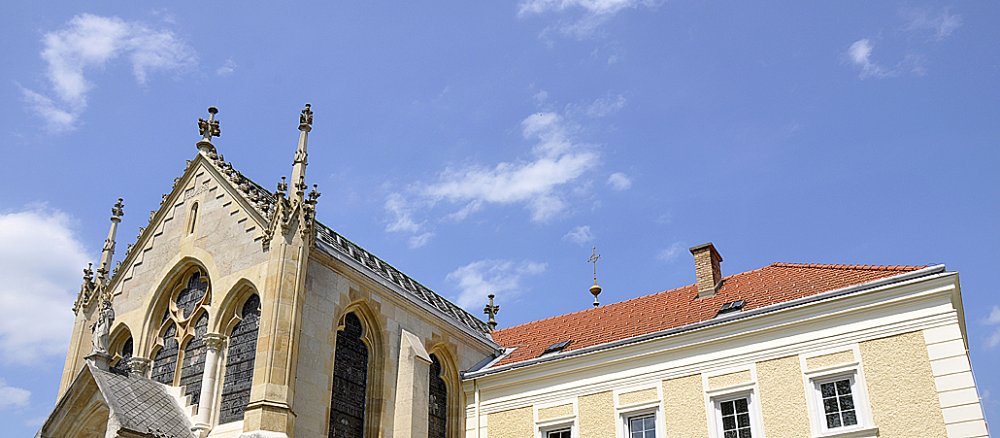 Das österreichische Schloss Mayerling wurde bekannt als Ort einer kaiserlichen Tragödie.