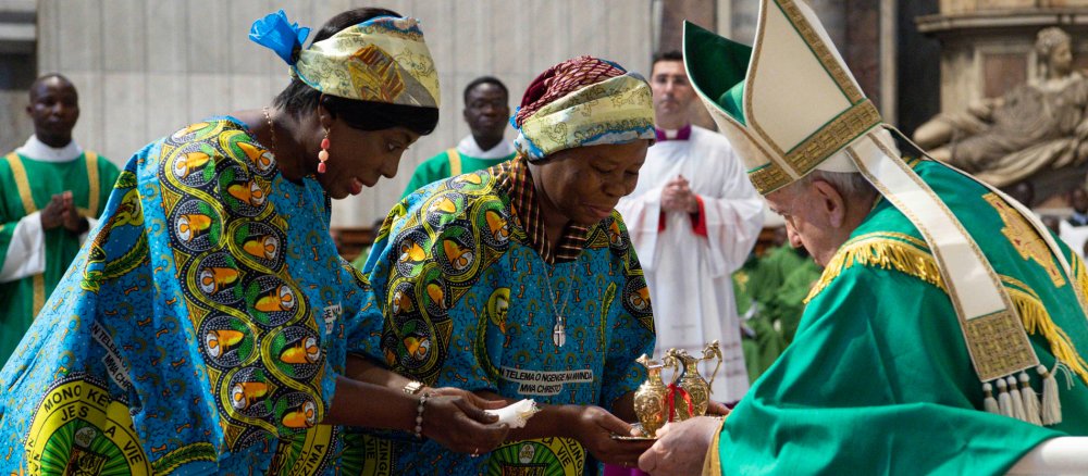Papst Franziskus feiert Messe mit Mitgliedern der kongolesischen Gemeinde in Rom
