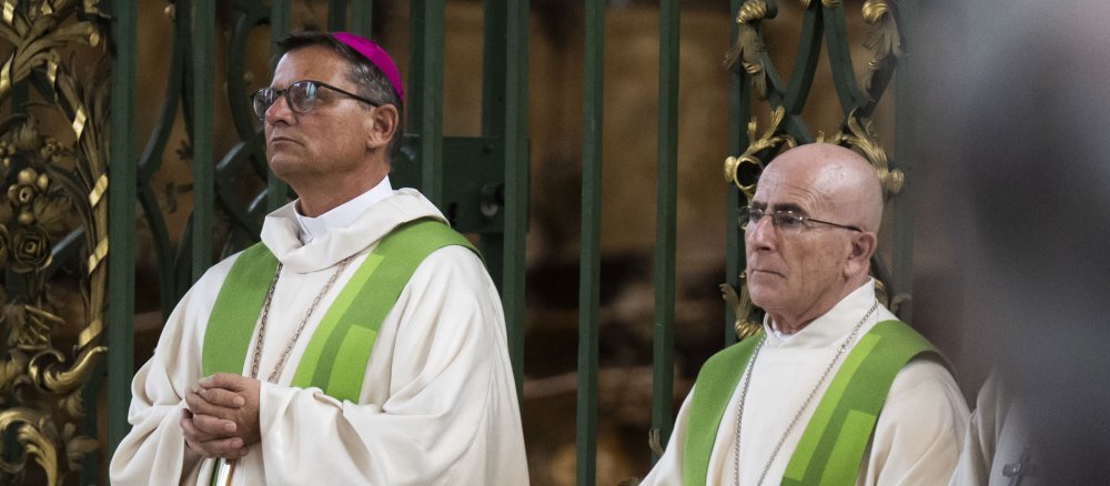 Swiss Bishops Felix Gmür (Basel, l.) and Joseph Bonnemain (Chur) at a service on the occasion of the General Assembly of the Swiss Bishops' Conference in September 2019.