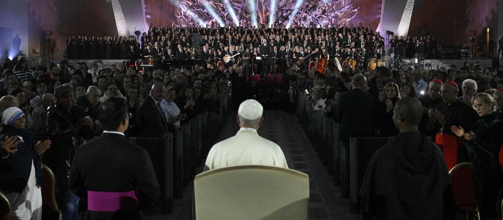 Papst Leo XIV. beim Adventskonzert 2025 im Vatikan.