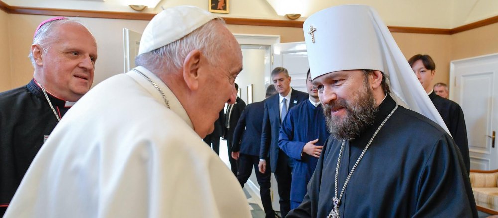 Papst Franziskus und Erzbischof Hilarion