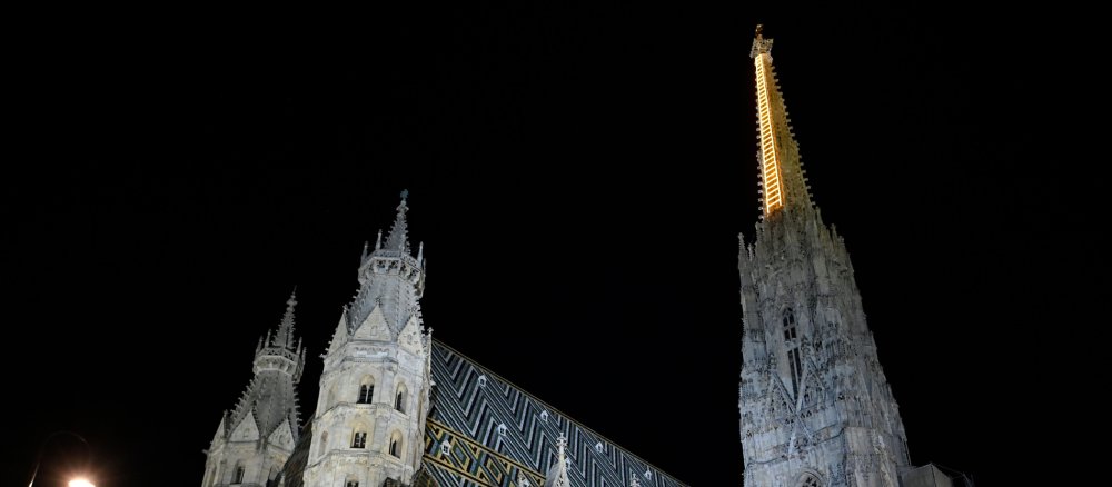 Kunstinstallation "Himmelsleiter" von Billi Thanner am Wiener Stephansdom