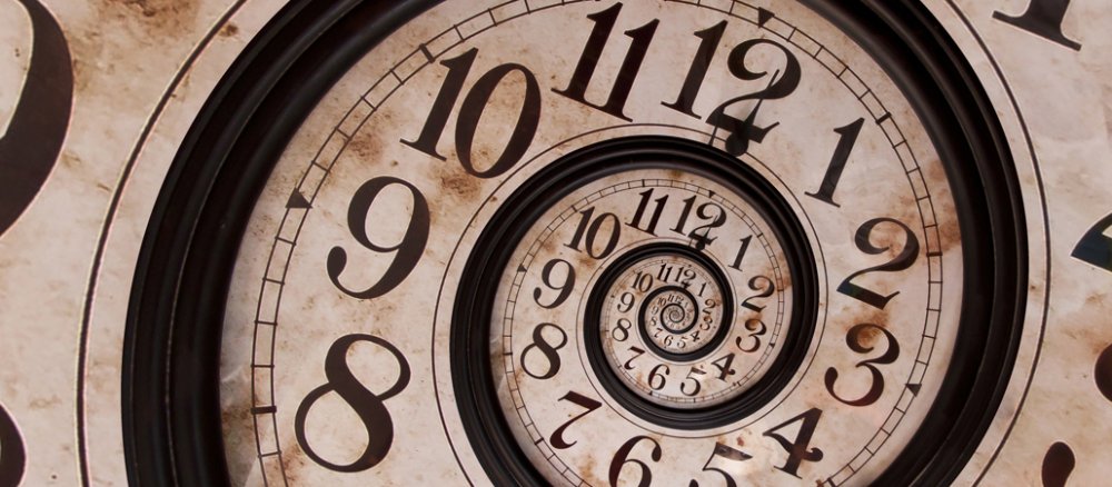 Antikes Zifferblatt bildet eine Spirale