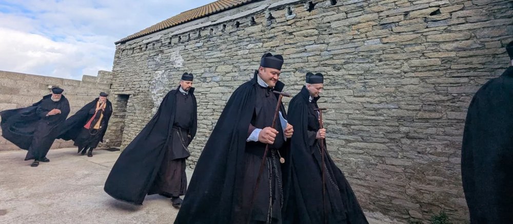 Transalpine Redemptoristen laufen aus der Kapelle
