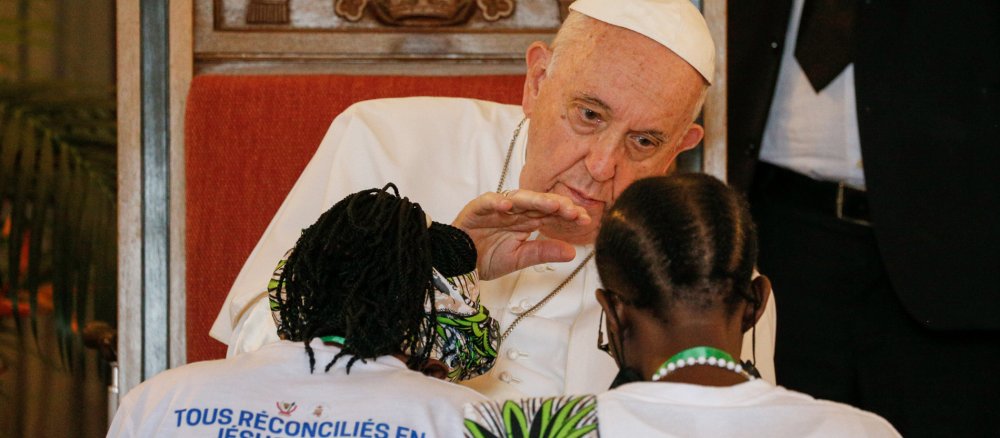 Papst Franziskus trifft Opfer von Gewalt
