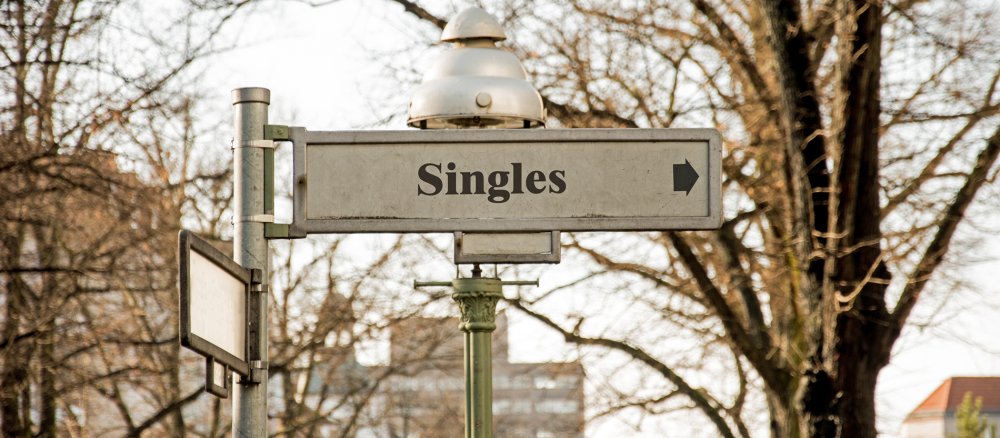 Ein Wegweiser für Singles. Auch Tina Tschage zeigt ihren Lesern mit dem Buch "Einzelstück", dass ein glückliches und erfülltes Singleleben möglich ist