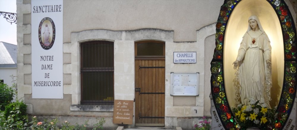 Chapel and shrine of Our Lady of Mercy in Pellevoisin (France)
