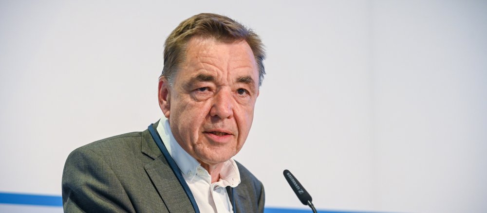 Thomas Söding spricht bei der Vollversammlung des ZdK