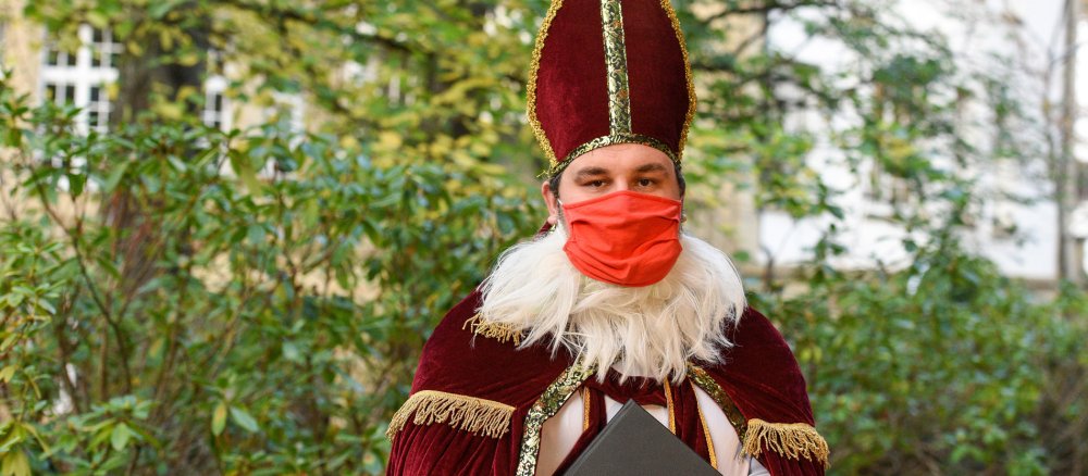 Nikolaus mit Mundschutz