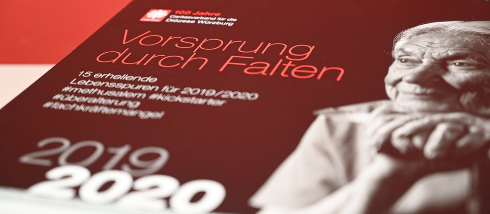 Kalender "Vorsprung durch Falten"