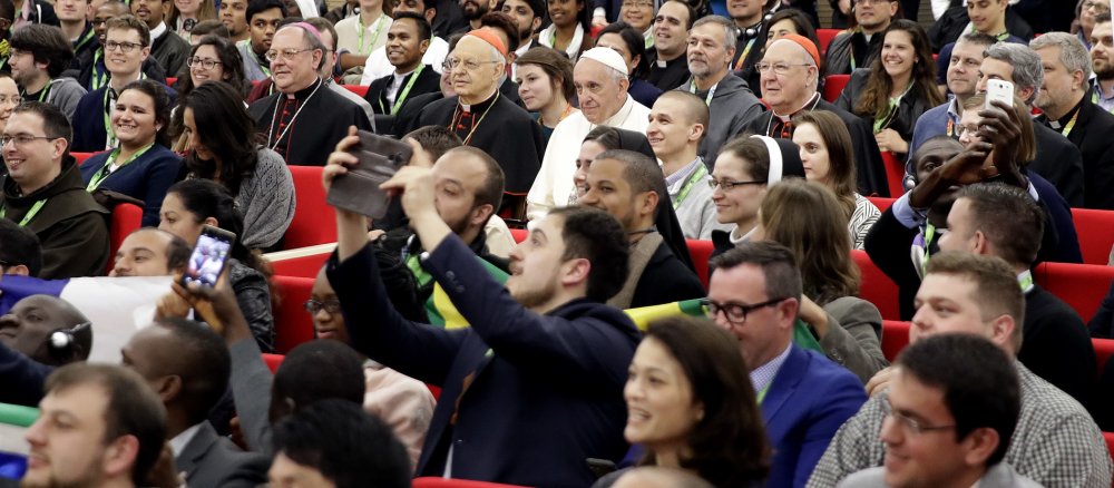 Papst bei Vorsynode