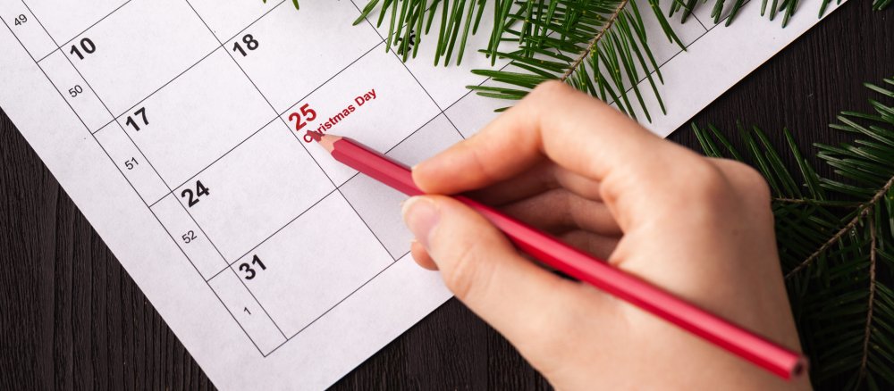 Ein Kalender zeigt den 25. Dezember an.