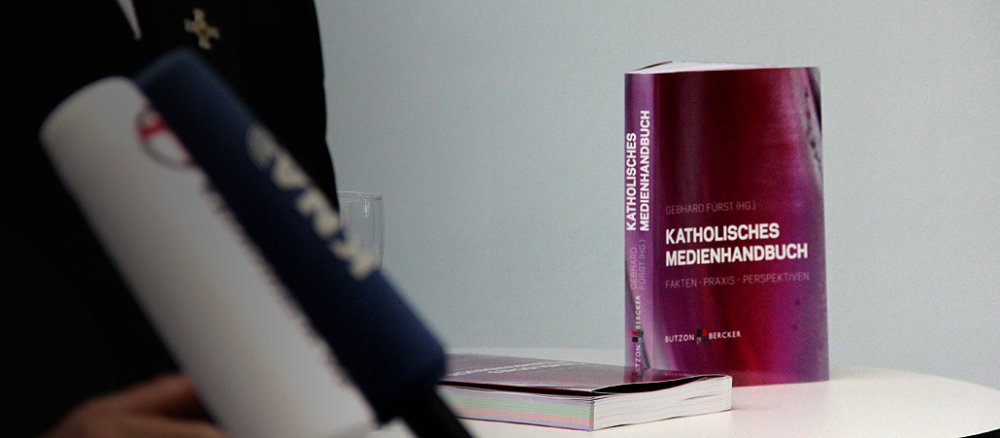 Das kathlolische Medienhandbuch.