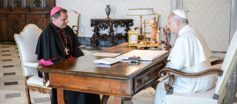 Papst Leo XIV. empfängt Bischof Stefan Oster in Audienz