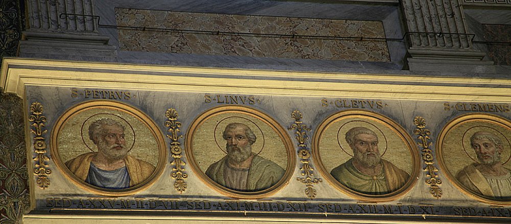 Porträts der ersten Päpste der katholischen Kirche.