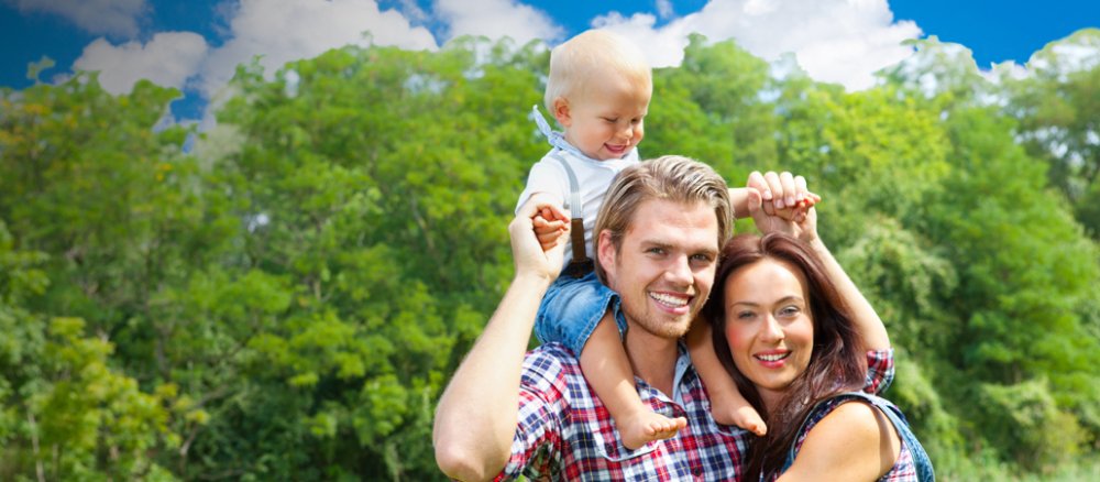 Eine Familie bestehen aus Vater, Mutter und Baby.