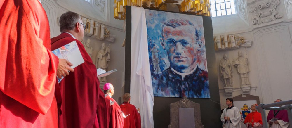 Seligsprechung von Pater Unzeitig im Würzburger Dom.