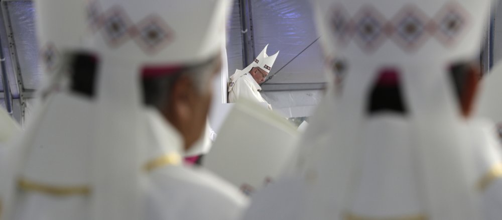 Papst Franziskus feiert die Heilige Messe in Bogota.