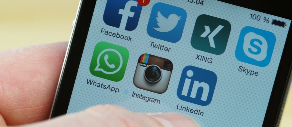 Social-Media-Kanäle auf einem Smartphone.