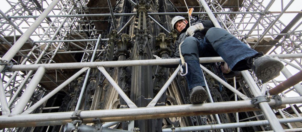 Gerüstbauer Wolfgang Schmitz auf dem Kölner Dom