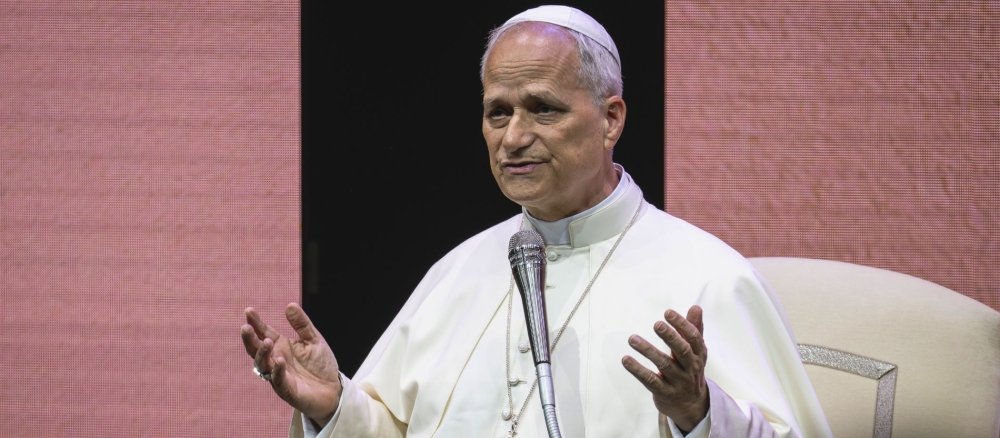 Papst Leo XIV. spricht bei einem Priestertreffen
