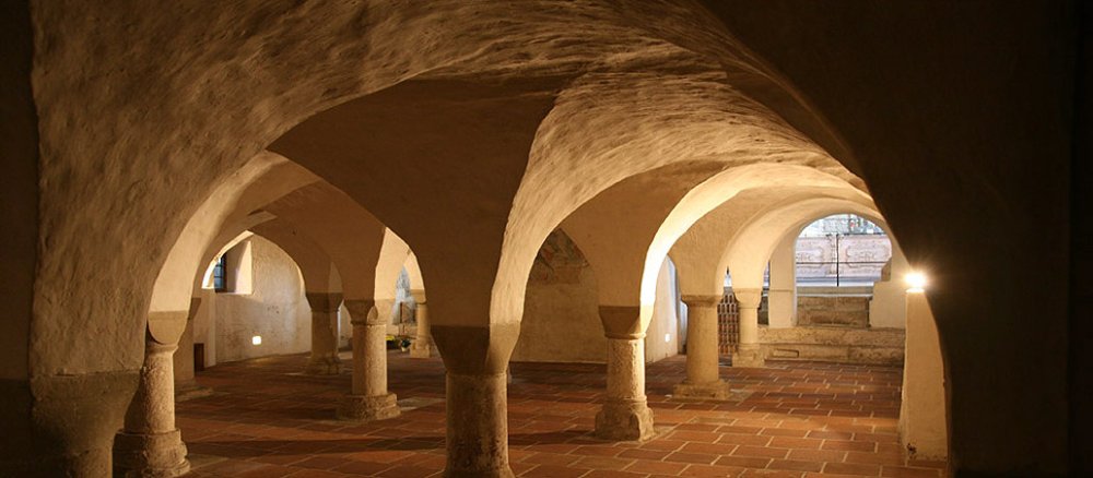 Klosterkeller mit Deckengewölbe.