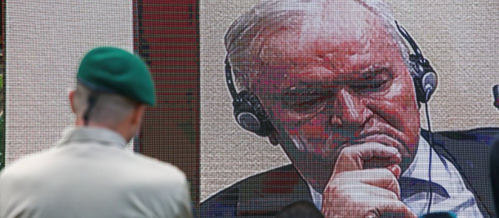 Kriegsverbrecher Ratko Mladić beim Strafgerichtshof