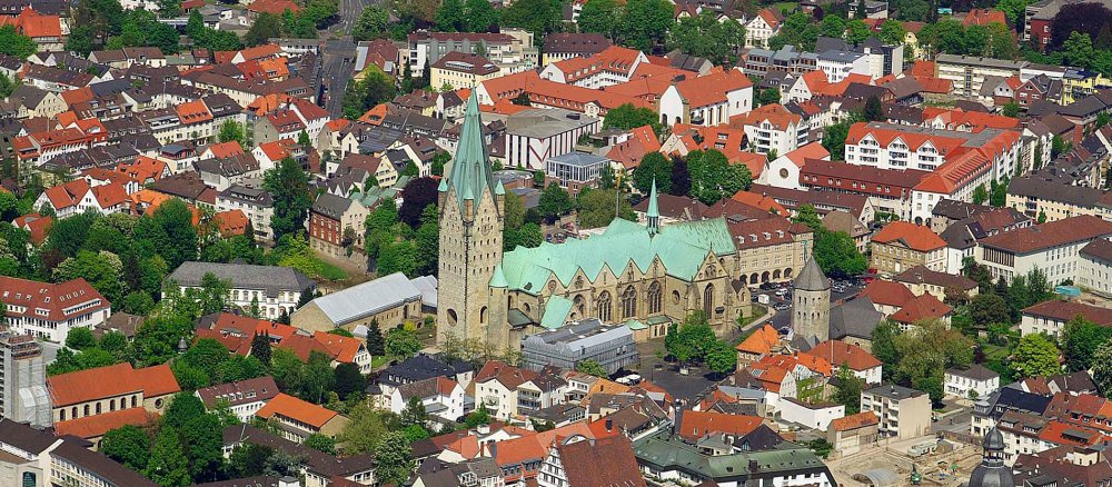 Zu sehen ist ein Teil der Innenstadt mit dem Dom.