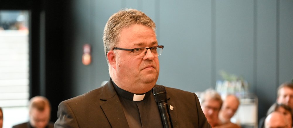 Generalvikar Christoph Neubrand beim Diözesanforum des Erzbistums