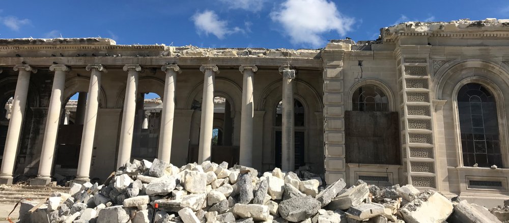 Abrissarbeiten an der vom Erdbeben zerstörten Kathedrale von Christchurch