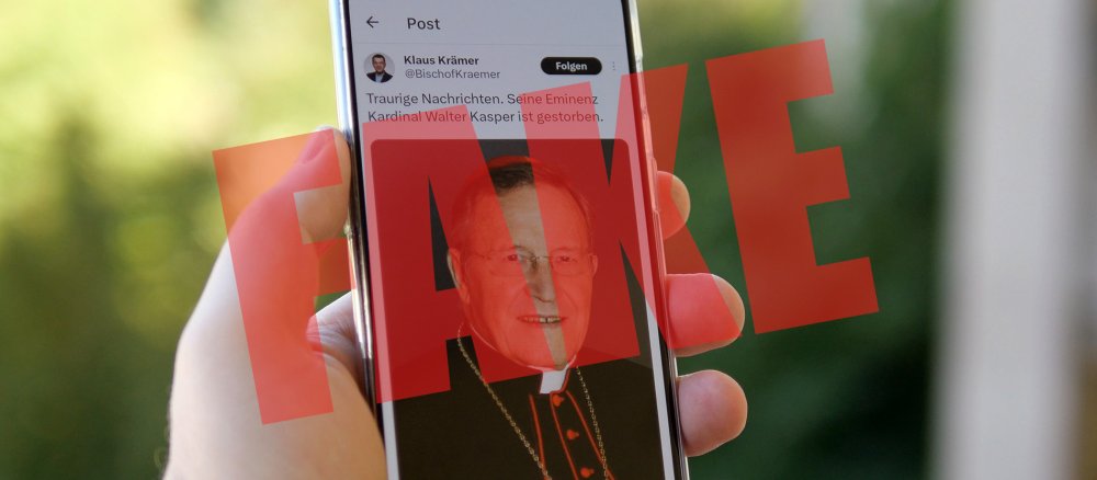 Handy mit der Falschmeldung über den angeblichen Tod von Kardinal Kasper