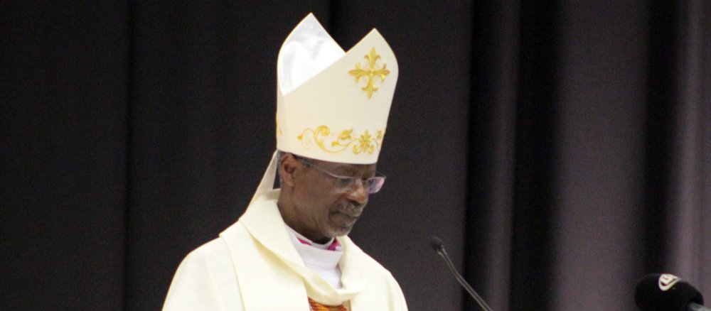 Der Bischof von Gaborone (Botswana), Frank Nubuasah, bei einer Predigt