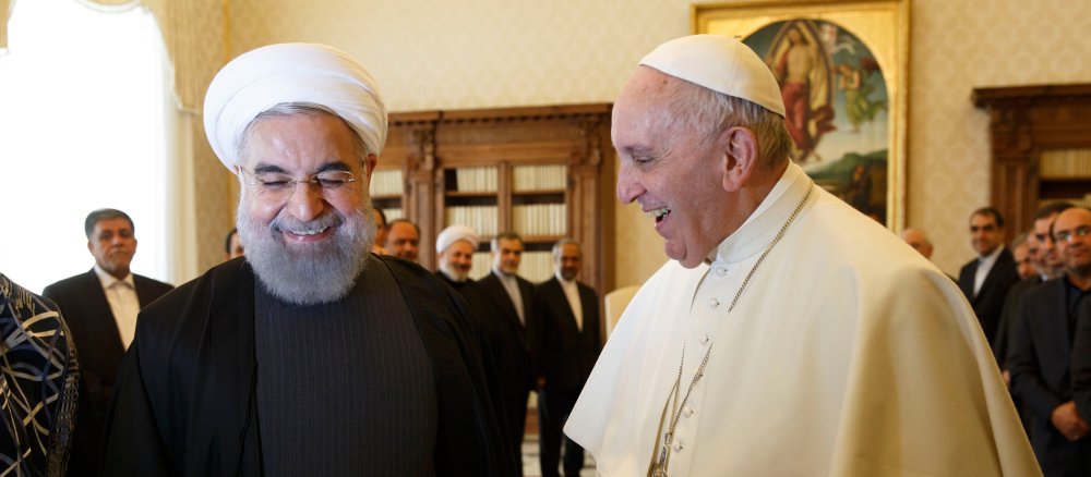 Papst Franziskus empfing den Präsidenten der Islamischen Republik Iran, Hassan Ruhani, am 26. Januar 2016 im Vatikan, in einer Privataudienz.