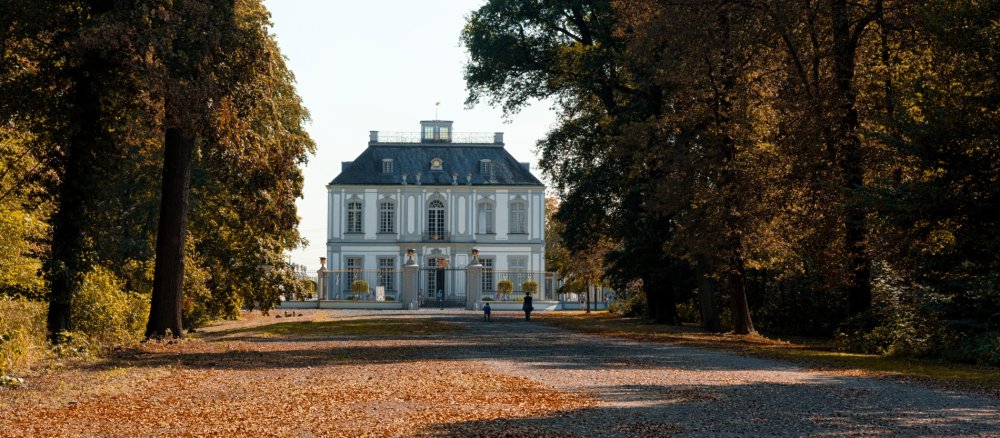 Schloss Falkenlust bei Brühl zwischen Bonn und Köln