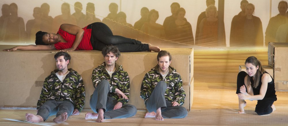 Ausschnitt aus der Oper "The Gospel According to the Other Mary" am Theater Bonn