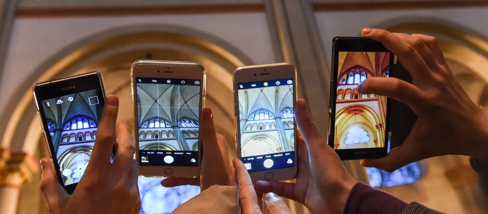 Der Instawalk #Instakirche im Bonner Münster.