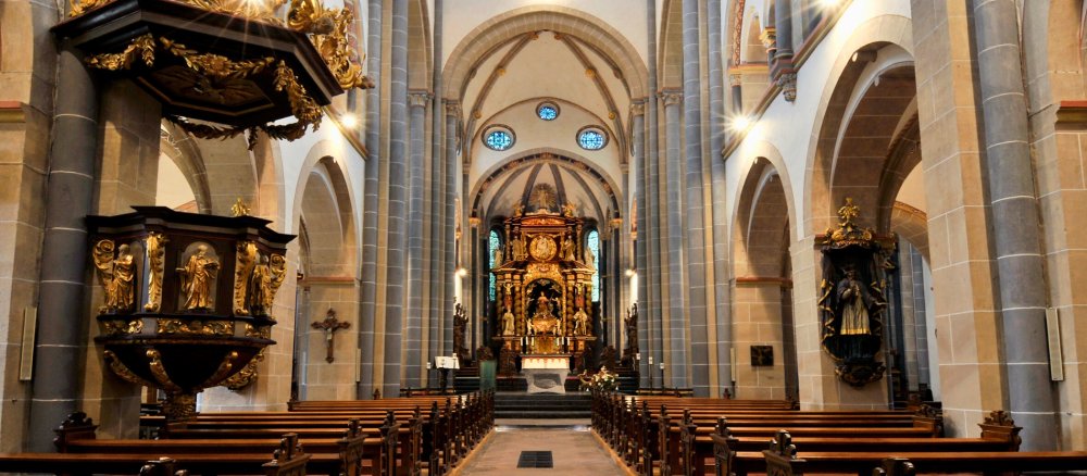 Innenansicht der ehemaligen Abteikirche St. Ludgerus