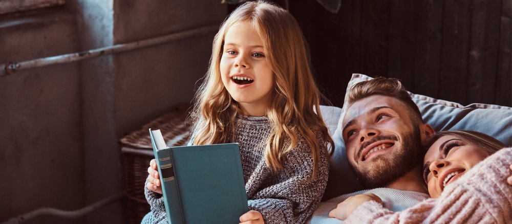 familie lesen weihnachten