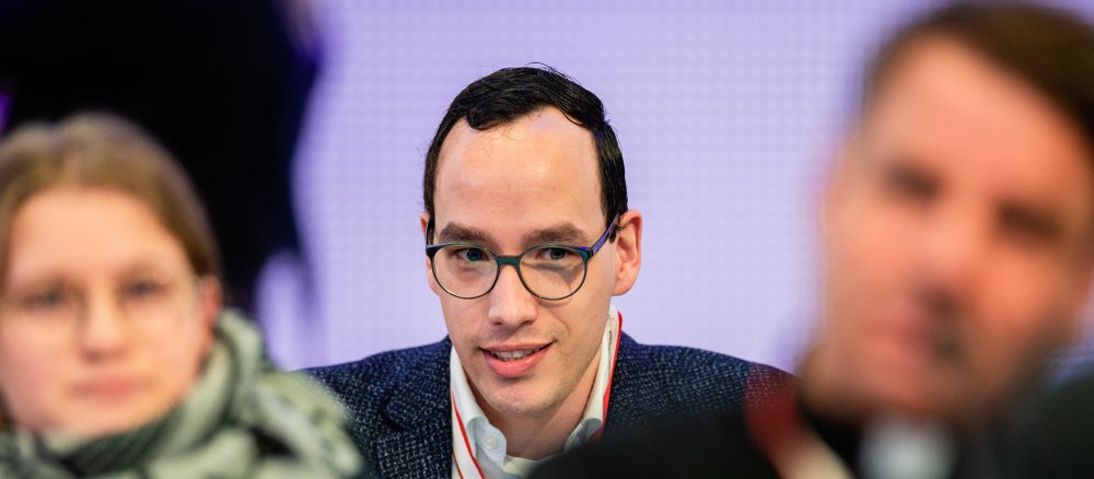 Der BDKJ-Bundesvorsitzende Gregor Podschun bei der fünften Synodalversammlung in Frankfurt