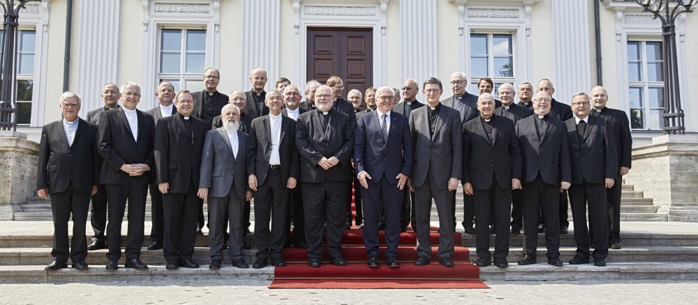Treffen des Ständigen Rats der Deutschen Bischofskonferenz (DBK) mit Bundespräsident Frank-Walter Steinmeier am 19. Juni 2017 im Schloss Bellevue in Berlin.