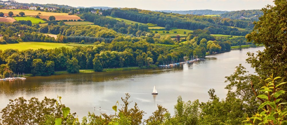 Blick über den Baldeneysee im Essener Süden