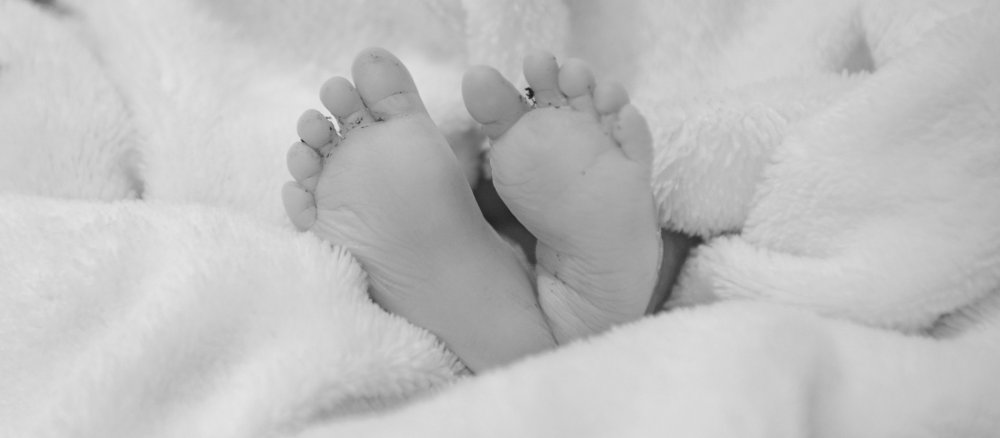 Eins der Bilder, die die Sternenkindfotografin Alexandra Emmel von Emil gemacht hat.