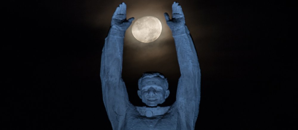 Die Statue des Kosmonauten Juri Gagarin im Weltraumbahnhof Baikonur.