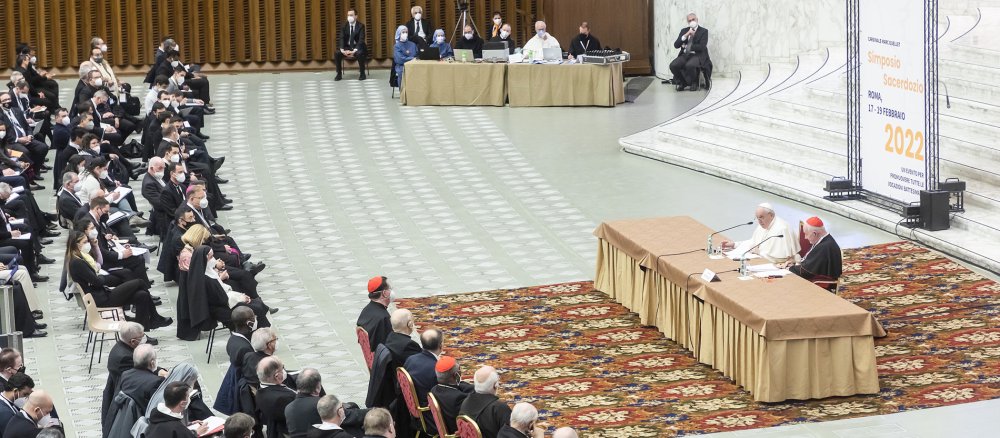 Internationales Symposium im Vatikan zum Priesterbild