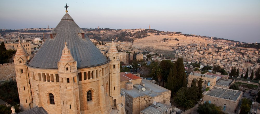 Die Dormitio Abtei über der Altstadt in Jerusalem.