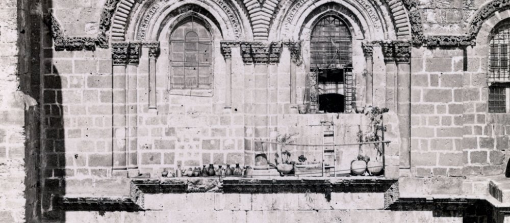 Eine historische Aufnahme der Grabeskirche in Jerusalem, entstanden um das Jahr 1890.