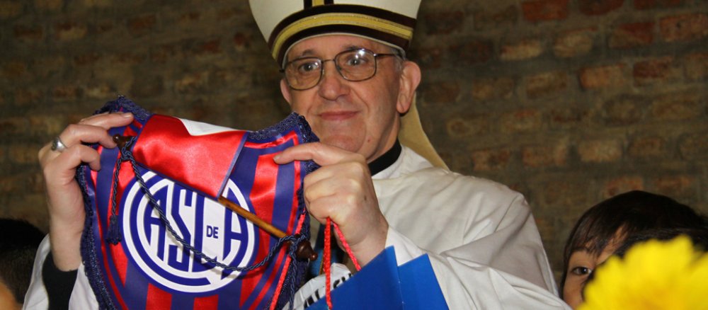 Leidenschaft für den Fußball: Bergoglio ist Fan und Mitglied des Vereins San Lorenzo de Almagro.